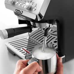 DeLonghi Siebträgermaschine 