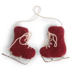 En Gry & Sif Filzfigur "Schlittschuhe"