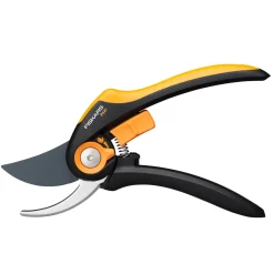 Fiskars Bypass-Gartenschere "Plus™ SmartFit P541"