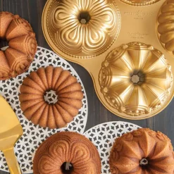 Nordic Ware Backform "Quartett Gold"